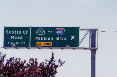 CA 262 to I-880 sign on I-680 southbound